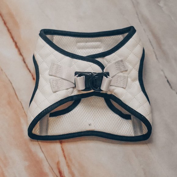 PETsRUS Step In Vest Dog Harness Quilted Vegan Leather White Black Reflective - Picture 5 of 10